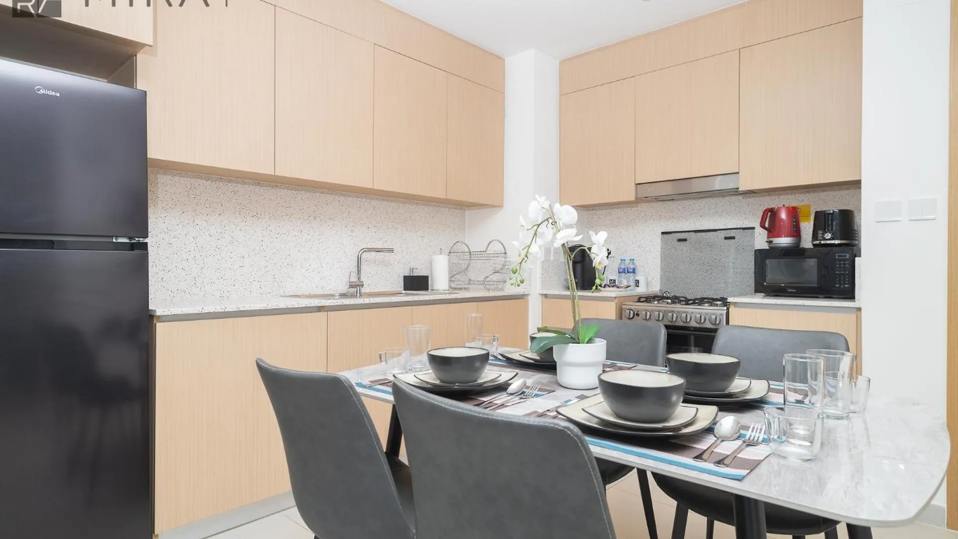Mira Holiday Homes - Cosy 1Bhk In The Heart Of Dubai Creek Harbour Lägenhet